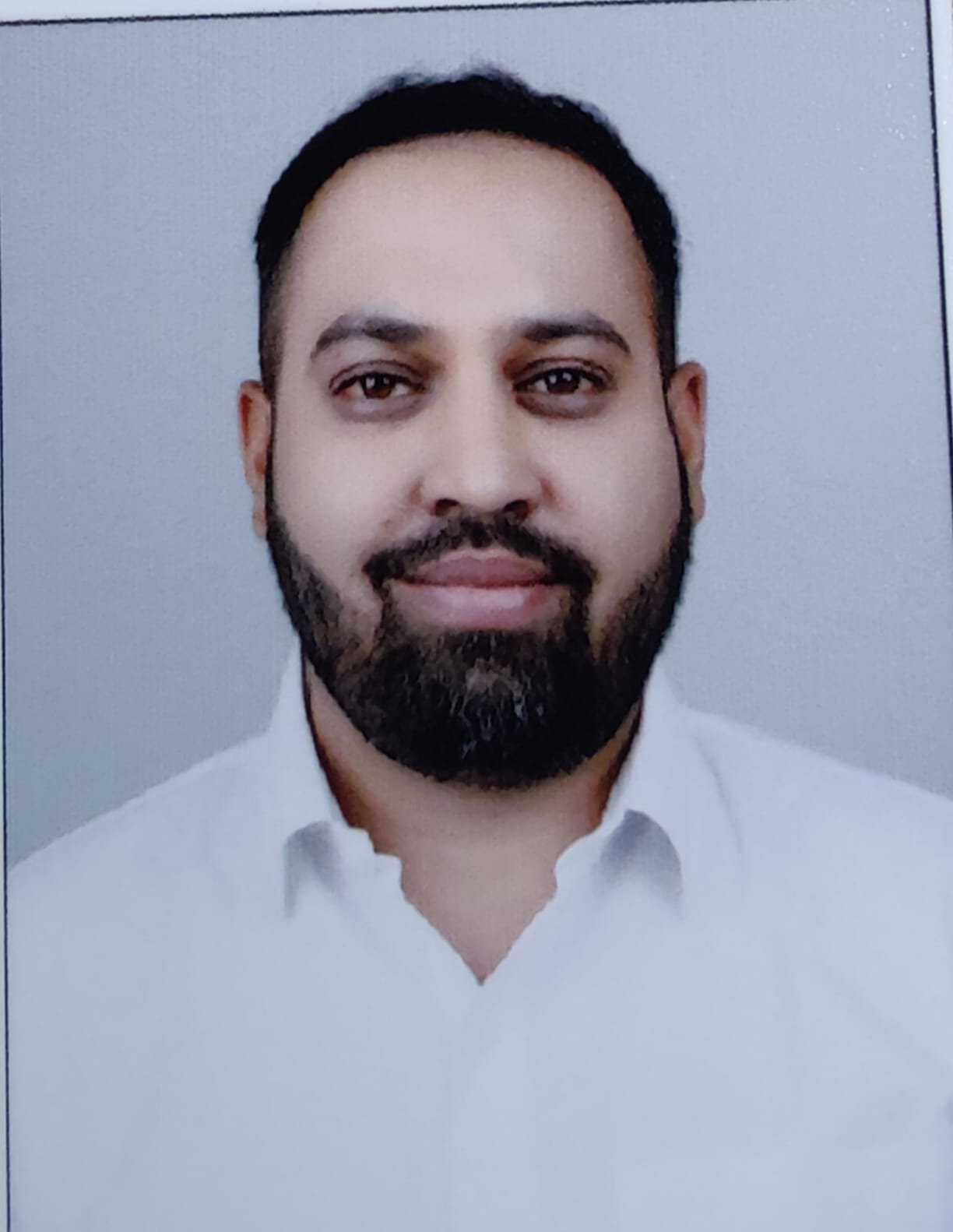 Dr. Gaurav Thakur